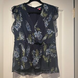 Women’s Vince camuto blouse